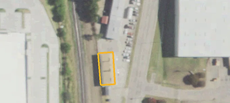 1301 Main St