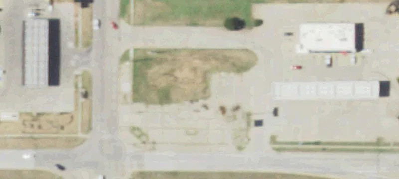 1200 Central E Fwy