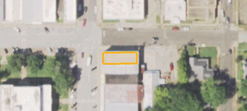111 Henderson St