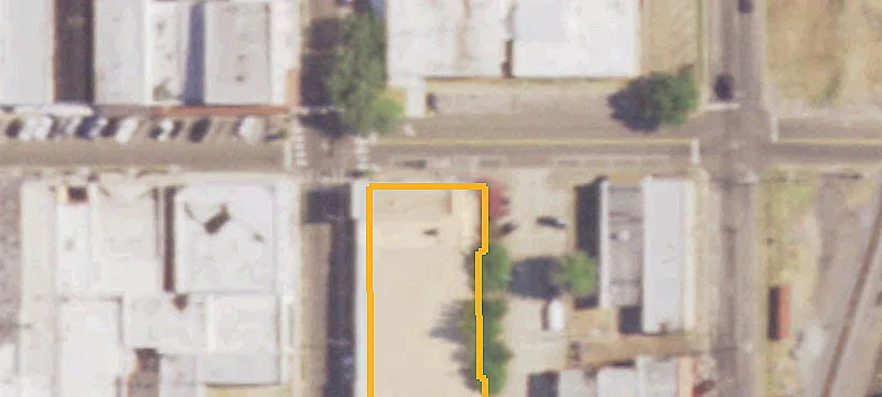 220 Jefferson Ave