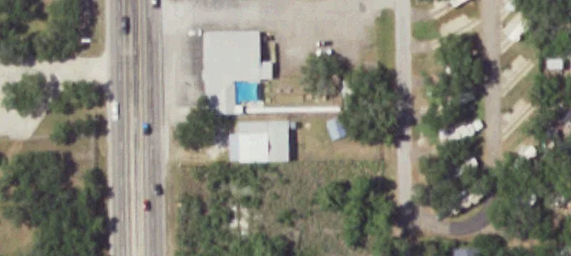 3718 Hwy 35th N