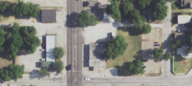 304306 Grand