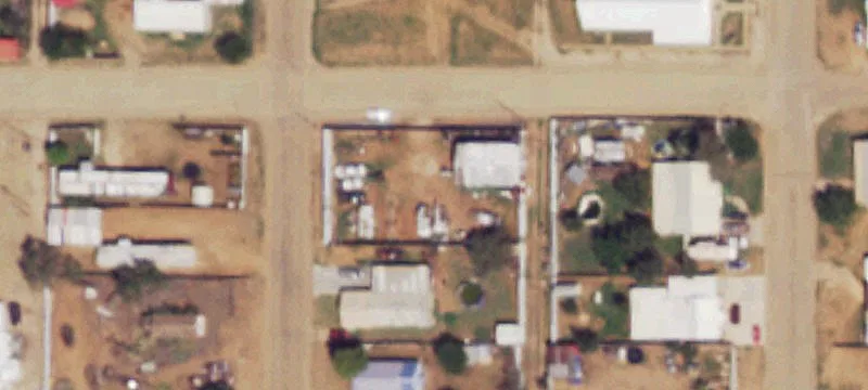 1212 Ave E Ave