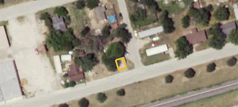 331 Railroad Ave