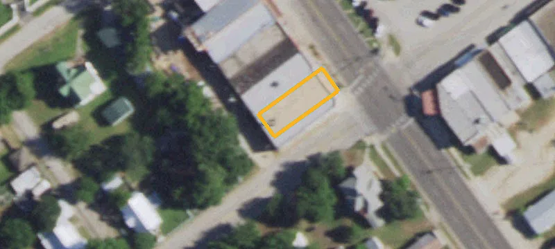 112 Broad St