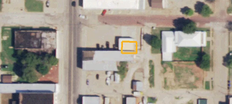 124 Swenson St