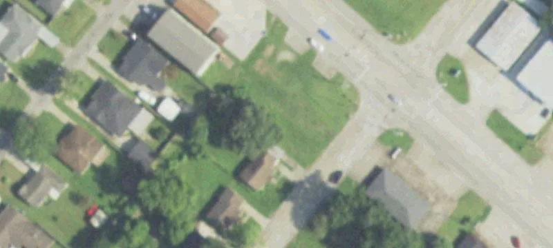 8th St