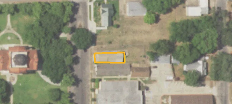 1115 Travis St