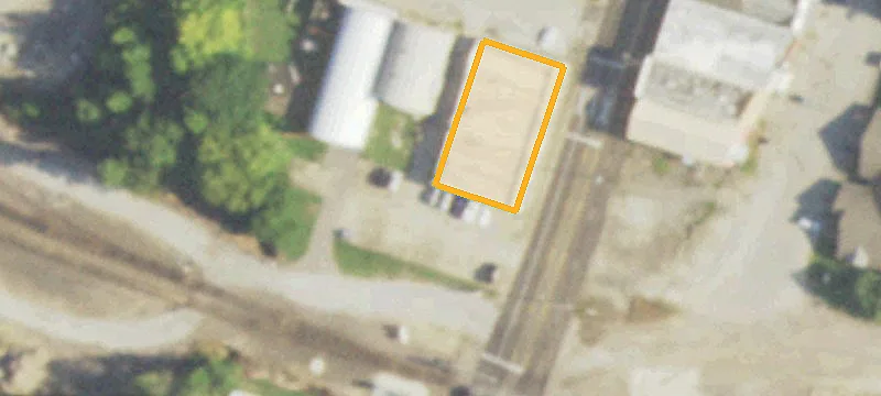 5th Hwy 327th E St