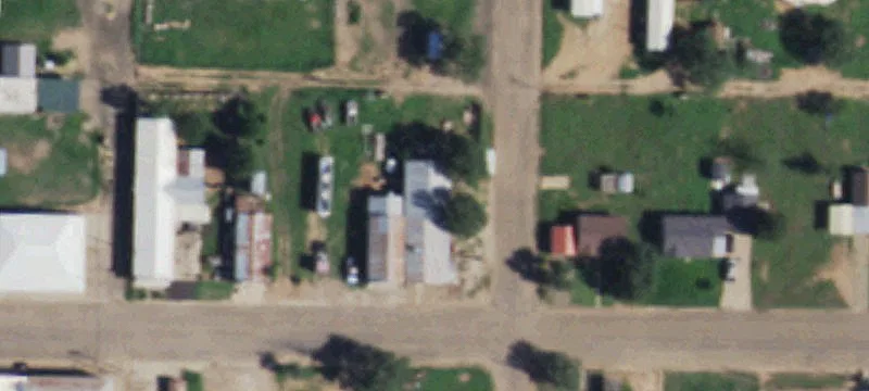 502 Ave E Ave