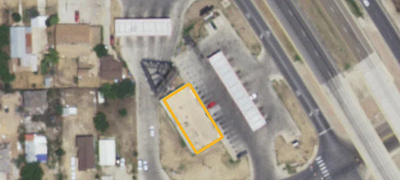 900 Espejo Molina Rd