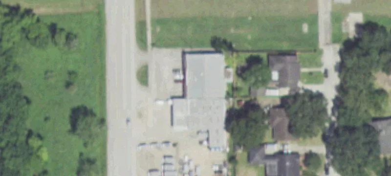 2401 Old Alvin Rd