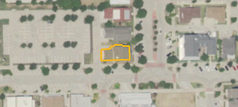 717 Main St