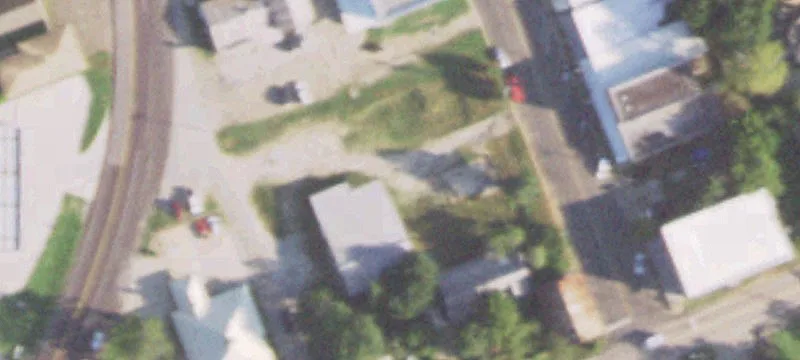 125 College St