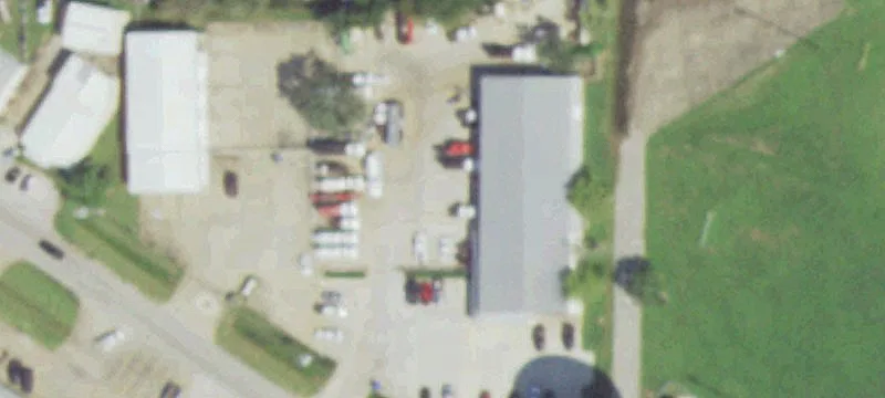 324 Commerce St