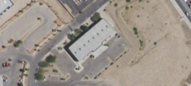 935 Sunland Park Dr