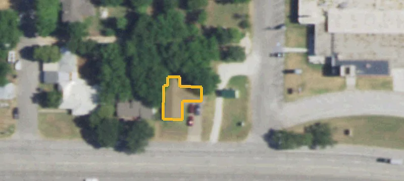 811 Hwy 82