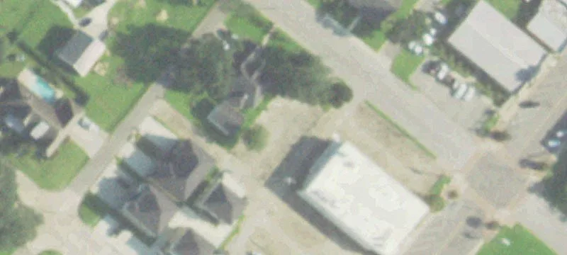 13th St