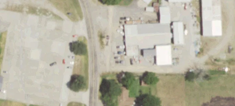900 Main St