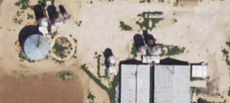 2304 Fm 1055