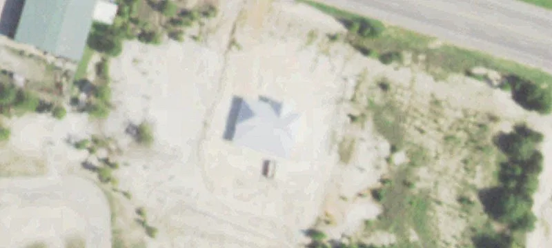 2404 Travis St
