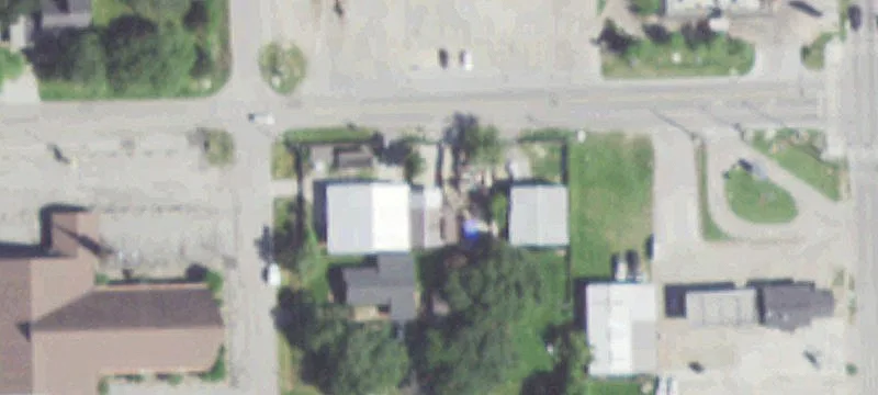 215 Magnolia St