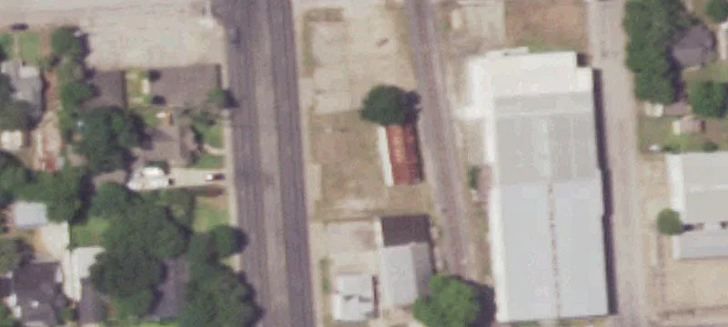 1410 Main St