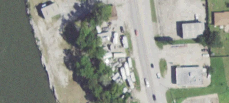 1318 Main St