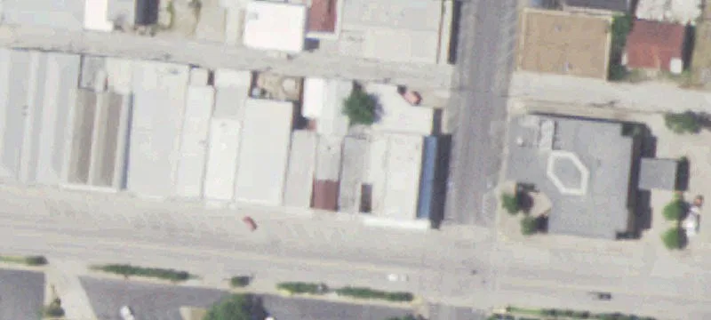 121 Main St