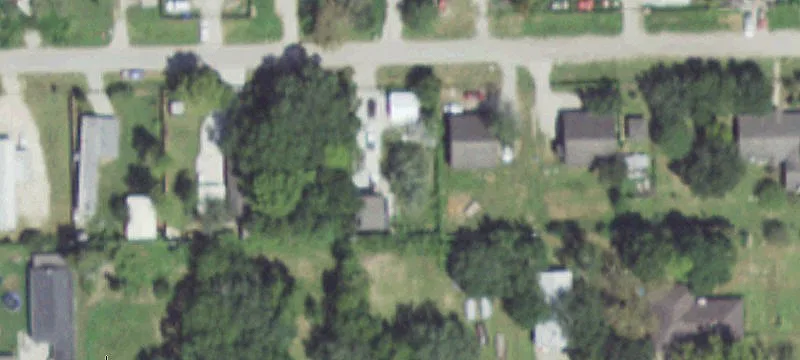 718 Walnut Ave
