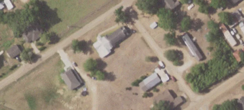 516 Travis St