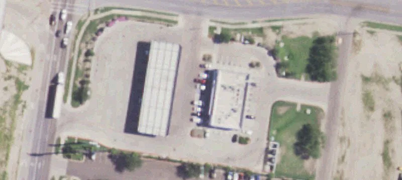 2710 Cage Blvd