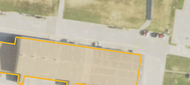 8851 Hwy 105th E