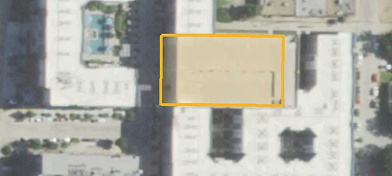 1011 Main St