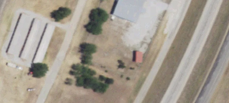909 Pitts Ln