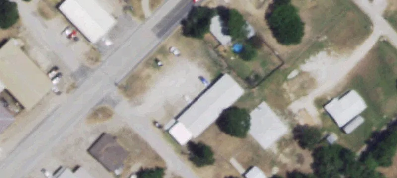 700 4th St St N Elm