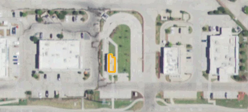 3201 Lakeview Pkwy