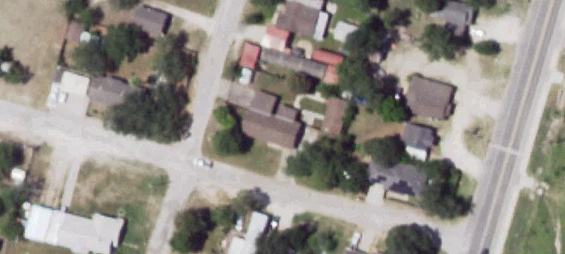 110 4th St