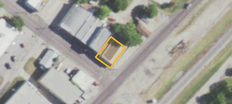 2411 Main St