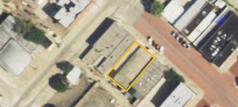 206 Main St