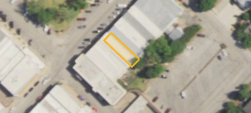 121 Buck St
