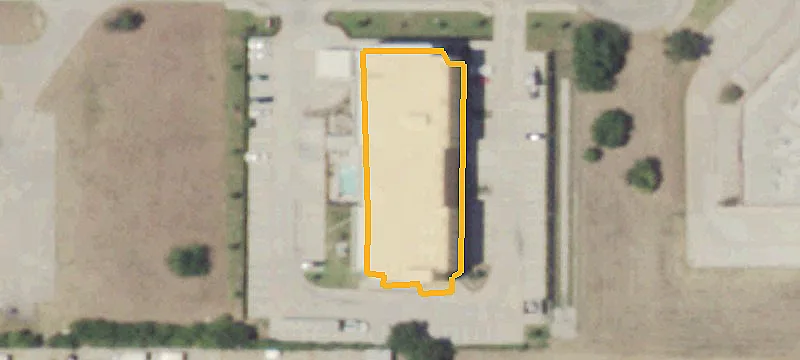 702 Paddock Way