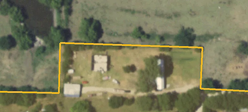 587 Pecan St