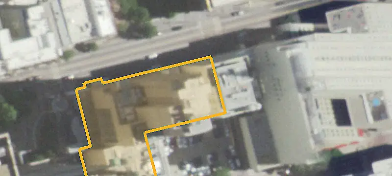 1604 Main St