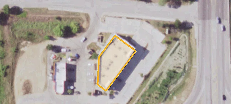1670 Hwy 71st E