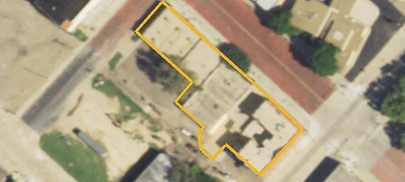 112 Main St