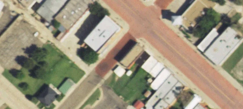 300 Main St