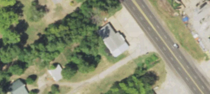 1880 Dickinson Dr