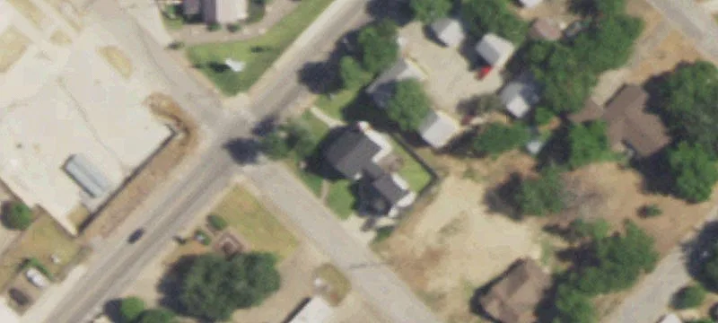 200 Buck St
