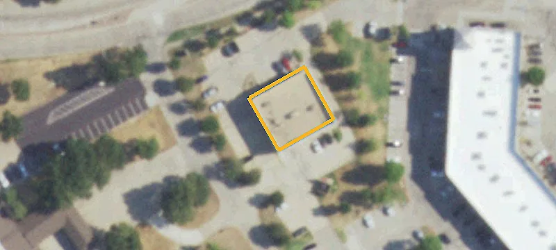 1050 Country Clb Dr